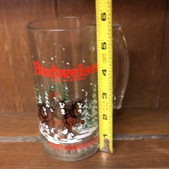 Budweiser Christmas mug - Picture 7 of 8